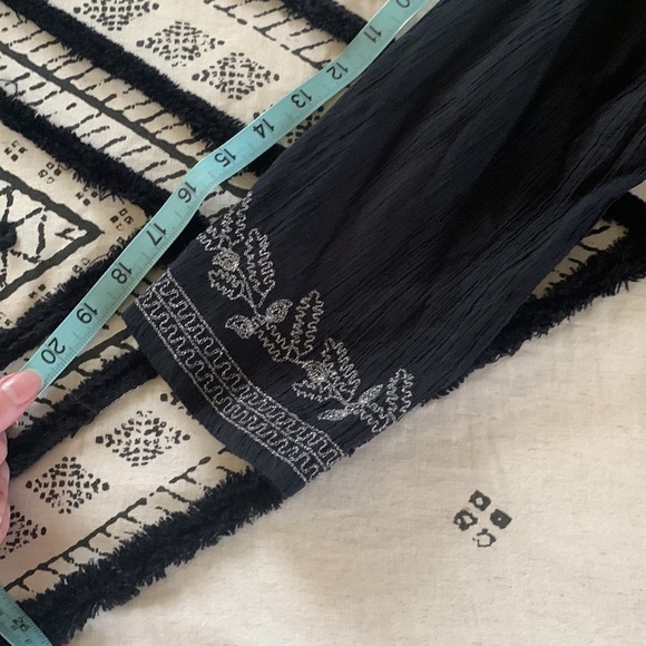 Old Navy black w/ silver embroidery tunic dress blouse L - Picture 6 of 8